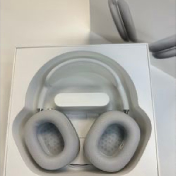 Apple air pod max - Picture 3 of 3